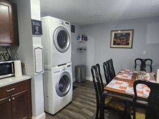 Spacious home away from home - Bloomfield - 4