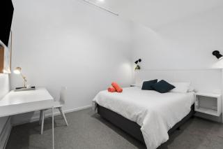 Executive Apartments - Geelong - 1