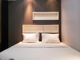 Nice and Cozy Living 2BR Apartment at Green Bay Pluit By Travelio - Jakarta - 0