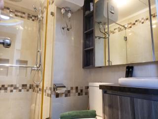 Nice and Cozy Living 2BR Apartment at Green Bay Pluit By Travelio - Jakarta - 3