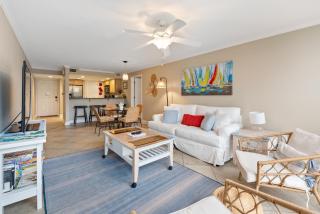 Fun 2 bed/2 bath condo with pool on Biloxi Beach - Biloxi - 9