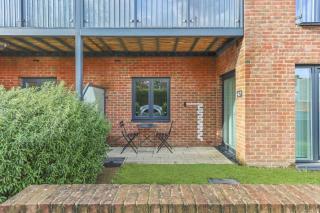 Luxury 2Bedroom - 2Bath - Prime location - Patio - Harrow on the Hill - 6