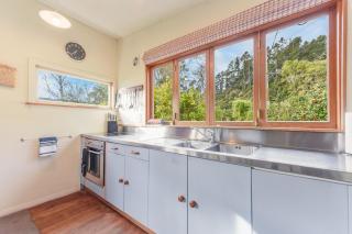 Pukeko Cottage - Marlborough Sounds Retreat - Linkwater - 2
