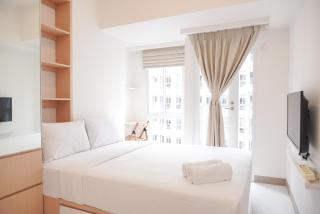 Warm and Simply Studio at Tokyo Riverside PIK 2 Apartment By Travelio - Rawalembang - 9
