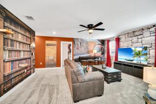 Brand New 6BD, Gameroom / Movie Theater And Pool - 6