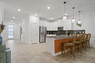 Welcome to the Ultimate Vacation Wonderland - 8