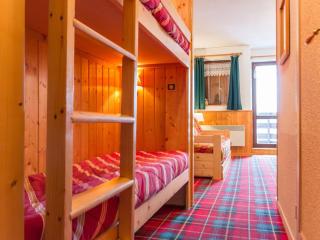 Studio lumineux avec balcon orienté sud près des pistes - FR-1-275-147 - 6