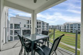 Sunny Storey Lake Oasis w/ Pool & near disney - Kissimmee - 6