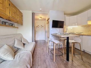 Studio cosy avec balcon sud, départ ski aux pieds - Parking inclus - FR-1-344-910 - Les Menuires - 3