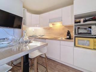 Studio cosy avec balcon sud, départ ski aux pieds - Parking inclus - FR-1-344-910 - Les Menuires - 2