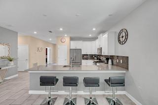 New Home/GameRoom, Movie Theater, Pool & More - Kissimmee - 4