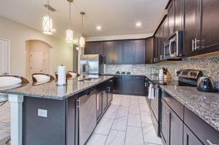 Great Location, Game Room, 2 Master Suites, Pool - Kissimmee - 7
