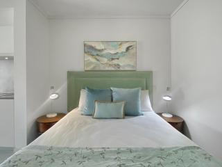 Blue on Blue Superior Studio Room 1241 - 8