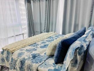 Modern Chic 2BR with Panoramic Golf View in BGC - Manila - 6