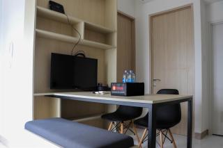 Restful and Cozy 2BR Tokyo Riverside PIK 2 Apartment By Travelio - Rawalembang - 3