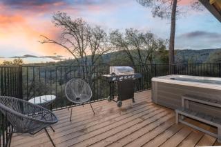 Buckeye Bungalow w hot tub/firepit/views Pet Friendly - Oakhurst - 8