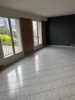 Chambre privée dans une grande Maison - Le Val Notre-Dame - 4