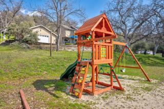 Selah Cabin- Dog Friendly/BBQ/Level 2 EV Charger - Oakhurst - 6