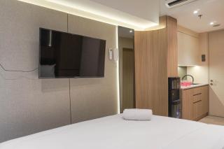Homey Studio Room Tokyo Riverside PIK 2 Apartment By Travelio - Rawalembang - 3