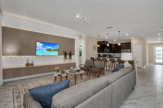 Last Minute Disney Getaway! Private Pool, Hot Tub & Games Room. Book Now! #35014 - Kissimmee - 6