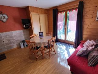 Charmant 2 pièces avec terrasse à La Tania - Animaux admis, Parking, Casier à skis - FR-1-513-97 - 0