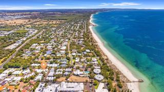 Escape to 28 at Cape View - Broadwater - 7