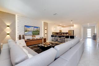 Last Minute Disney Getaway! Private Pool, Hot Tub & Games Room. Book Now! #27832 - Kissimmee - 7