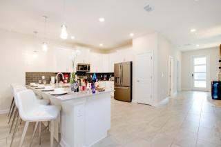Last Minute Disney Getaway! Private Pool, Hot Tub & Games Room. Book Now! #29050 - Kissimmee - 5