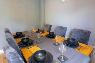 Stylish 3BR House - free parking - FAST WI-FI - Bristol - 4