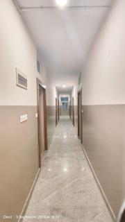 Darshan Boarding Lodging and Restaurant - 8