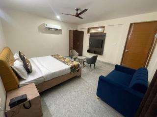 Golden Arrow - Indirapuram - 4
