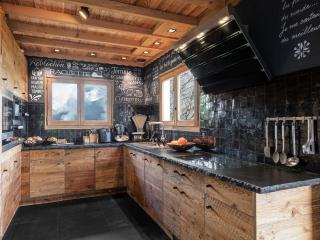 CHALET LES CERISES Jacuzzi, Sauna, Hammam, Cinéma - Cordon - 6