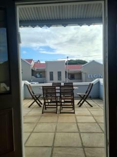 Point Village Accommodation - Uppercross 3 - Mossel Bay - 1