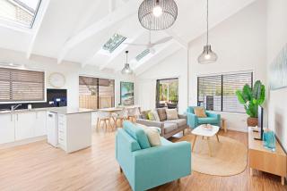 Victor11-Alexandra Headlands Private Oasis - Alexandra Headland - 0