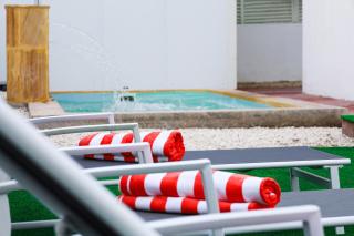 Beautiful private villa with pool - Dubai - 4