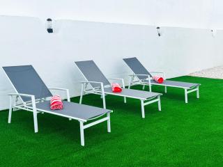 Beautiful private villa with pool - Dubai - 5