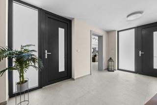 Villa Andrea Double or Twin Rooms with pool, balcony and parking - 3