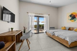 Villa Andrea Double or Twin Rooms with pool, balcony and parking - 2