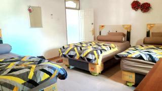 Laggaita Beach Homestay & Tourist Culinary Centre Mentawai - Tua Pejat - 1