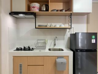 Relaxing 2BR at 35th Floor Tokyo Riverside PIK 2 Apartment By Travelio - 1