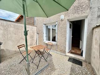 Parthenay Centre-Ville - Maison avec 1 chambre - Parthenay - 4