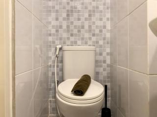 Minimalist and Nice Studio at Tokyo Riverside PIK 2 Apartment By Travelio - 2