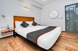 Super OYO TONWHOUSE 1274 PatrakarPuram - Gomti Nagar - 9