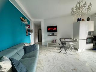 Home stay and relax in Milan - Milan - 3