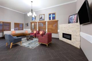 AmericInn by Wyndham Grinnell - Grinnell - 4