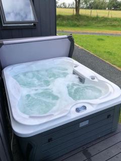 Luxury 1 bedroom Glamping Cabin with Hot Tub & BBQ - Ballyvoy - 6