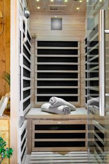 Jacuzzi Sauna privatif - La Cabanette Spa - 8