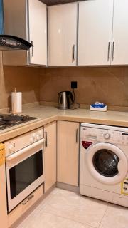 Chic 3-BR Tala Almajd Villas in upscale district Alnahdah Family only - 3