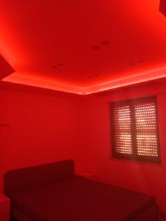 Chromotherapy room 2 con bagno privato - Monserrato - 9