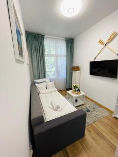 MINI Chrobrego przy plaży z Loggia - 9